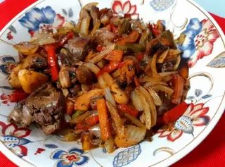 Пилешки  дробчета с лук (250г)