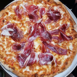Pizza Pernil Ibèric (33 Cm.)