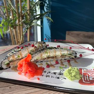 Суші-сендвіч з куркою 