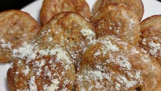 Beignets Gnomi Avec Lait