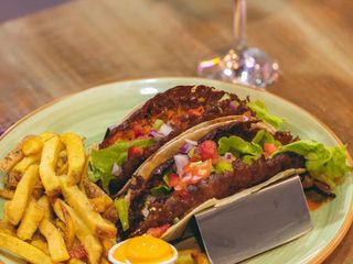 Taco burger
