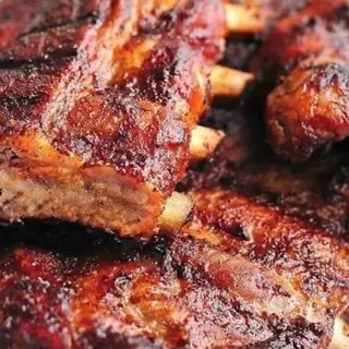 Plato De Costilla A La Barbacoa