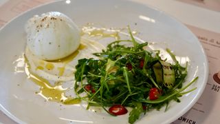 Burrata di Bufala DOP z Cukinią