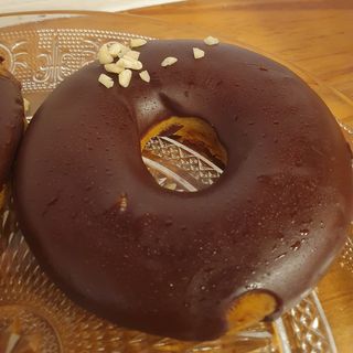Donuts de zanahorias y cobertura de chocolate 
