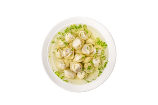 Пельмени с бульоном 