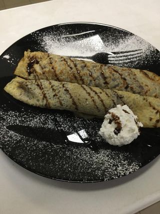 Clătite cu banane și ciocolată