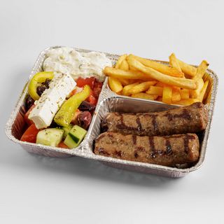 Piatto di keftedakia