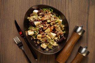 Salată cu pulpă de pui