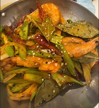 166 Gamberoni alla piastra metallica (piccante)