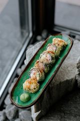 Рол темпура з тигровою креветкою (225г)