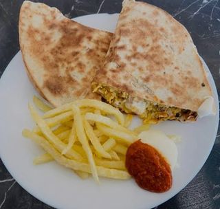 Makloub Escalope Panné