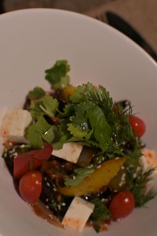 Салат из баклажанов с брынзой