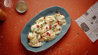 Цыплёнок, томлённый в сливочном соусе