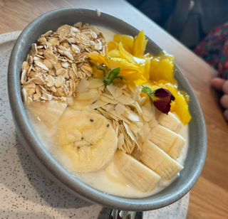 Bowl De Avena Y Fruta