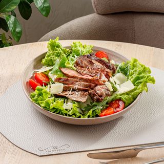 Salată cu mușchi de vită