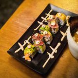 Tataki uramaki (8 piezas)