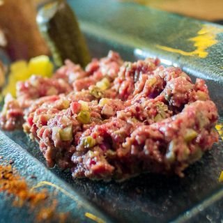 Телешки тартар от Black Angus