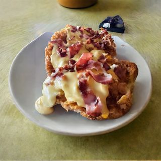 Combo Pepsi + Snitel cu cheddar si bacon