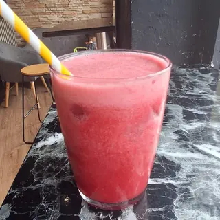 batido de mora con leche ,o natural 