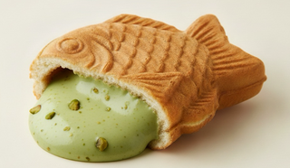 Тайяки с пистакио крем пълнеж
