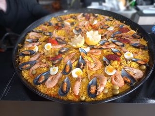 Paella , Los domingos.