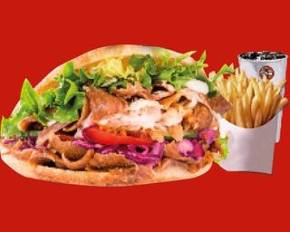 Kebab Con Patatas Y Bebida