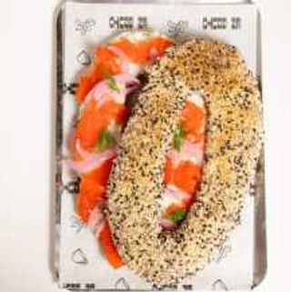 Bagel de Trucha Confitada