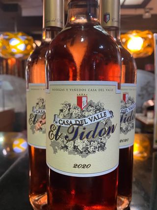 555B. Vino De La Casa Rosado (750 Ml.)