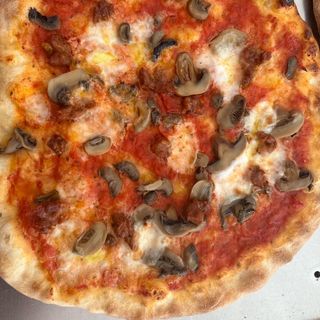 Salsiccia e funghi