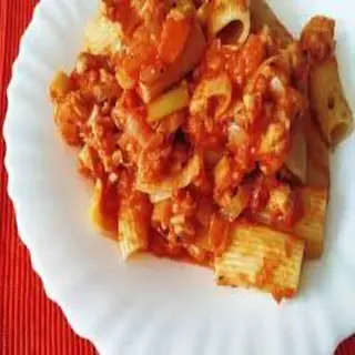 Rigatoni Boloñesa