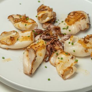 CHIPIRONES A LA PLANCHA