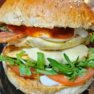 Burger SunFlower (z kurczakiem)