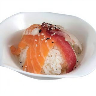 270 - Chirashi tonno e salmone