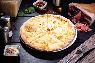 Focaccia cu parmezan