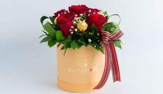 Box sa ružama i čokoladicama