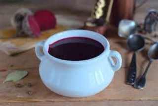 Barszcz czerwony w kubku