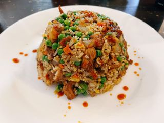 Riso basmati con pollo e verdure all'orientale