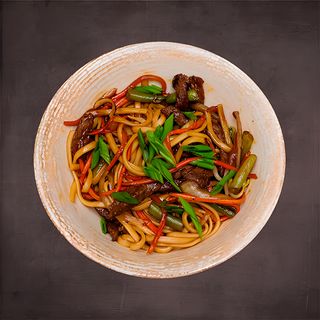 Удон с говядиной в соусе терияки