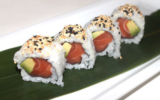 159. Uramaki Sake  (4 Pezzi)