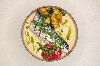 Слабосолена скумбрія (200г)