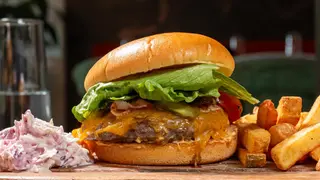 Burger de vită clasic