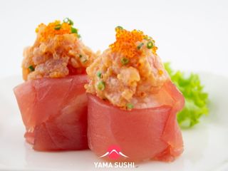 Gunkan gio spicy tuna