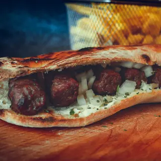 Ćevap u lepinji