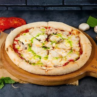 Пицца с копченой индейкой