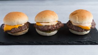 Beef mini burgers