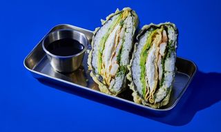 Onigirazu Shrimps & Avocado