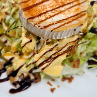 Amanida Amb Formatge De Cabra