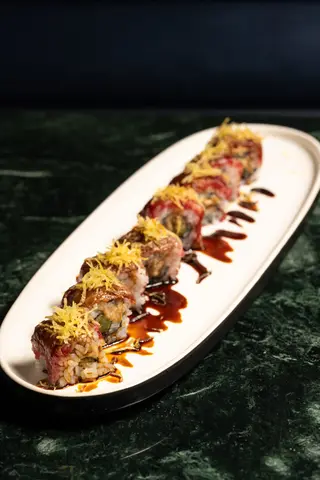 Roll de Wagyu y Foie.