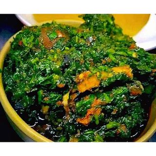 Vegetable soup with cow head or assorted