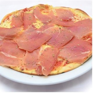 33. Pizza Jamón Serrano